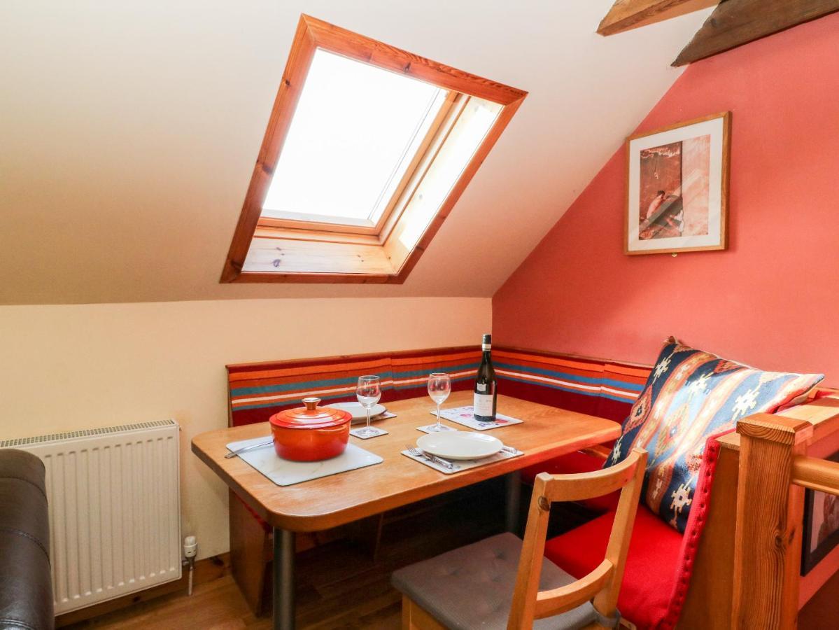 Larch Cottage Weem Ngoại thất bức ảnh